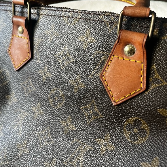 Louis Vuitton Speedy 35 - Authentic - Picture 15 of 16